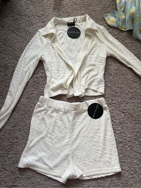White Fox Cream Textured Set